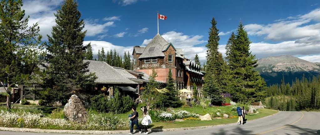 Deer Lodge Lake Louise Exteriör bild